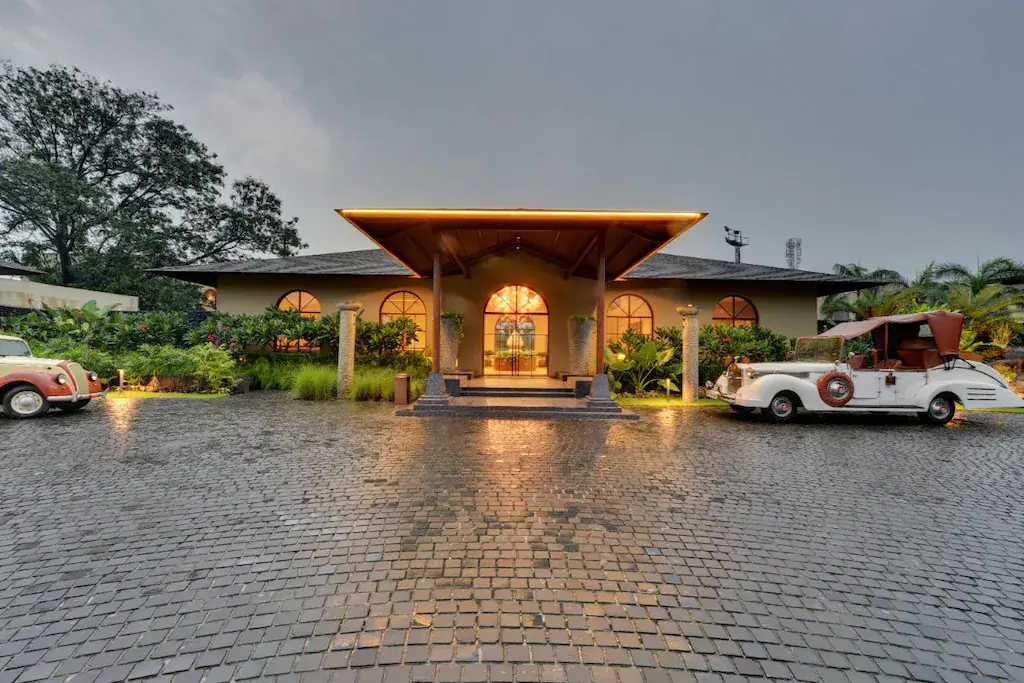 The resort's arrival porch
